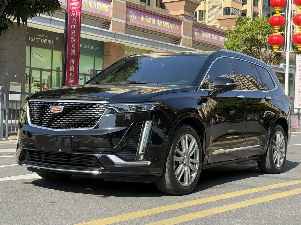 Cadillac XT6
