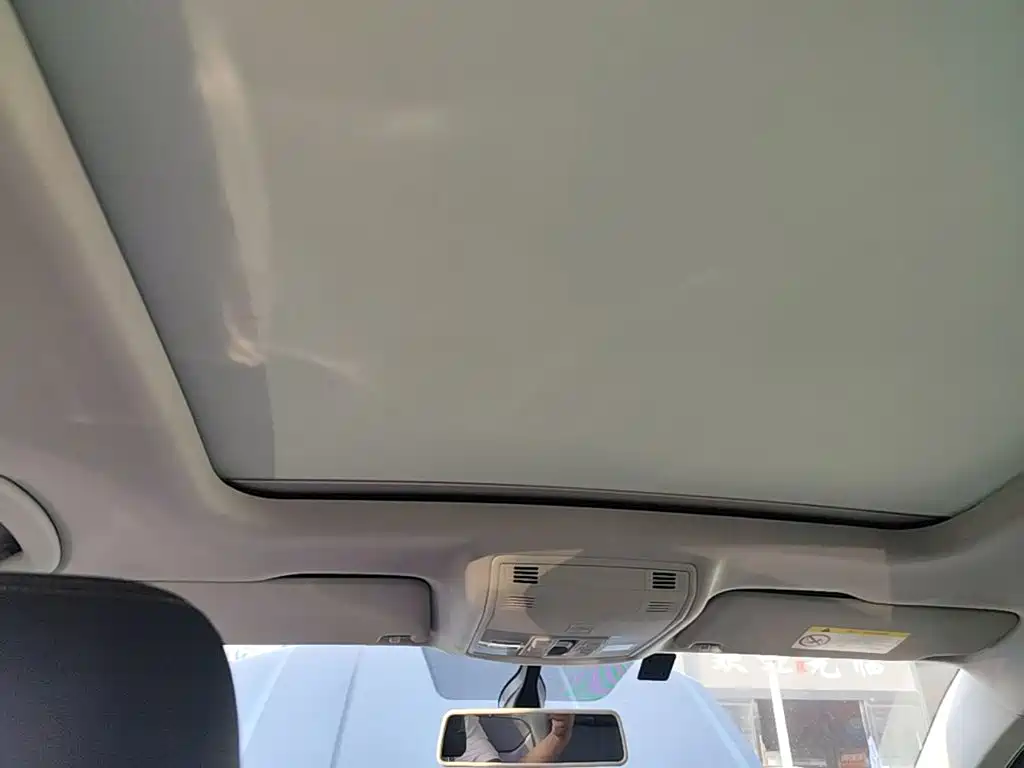 Volkswagen Tharu — миниатюра 18