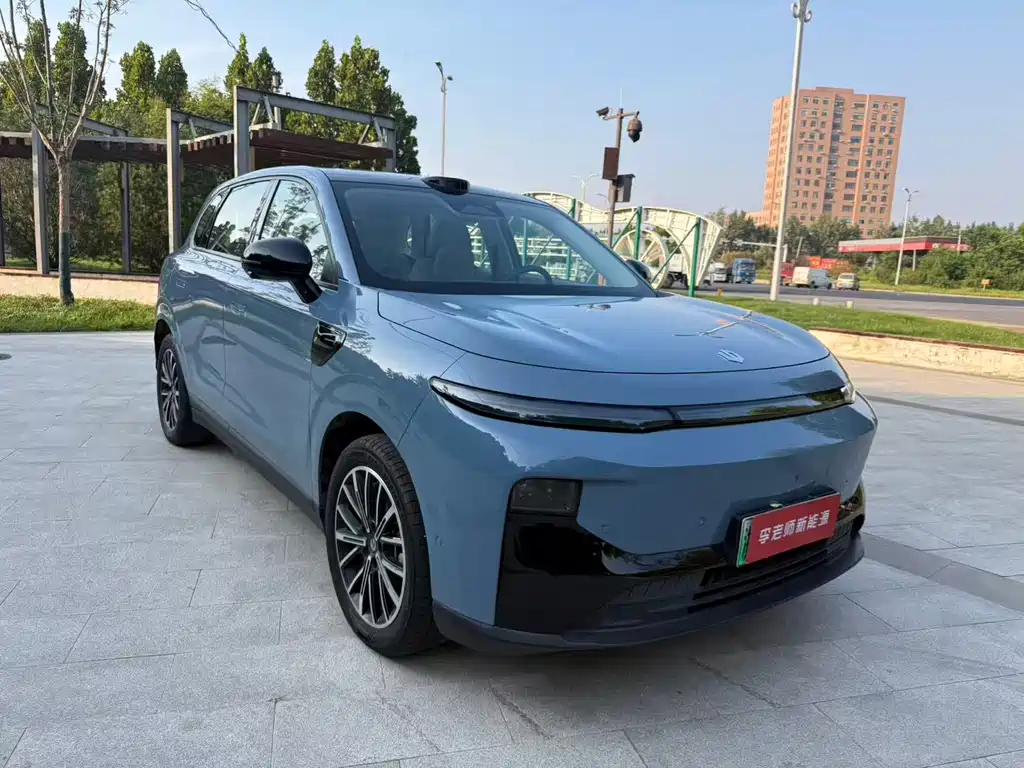 Leapmotor Leapmotor B10 — миниатюра 3