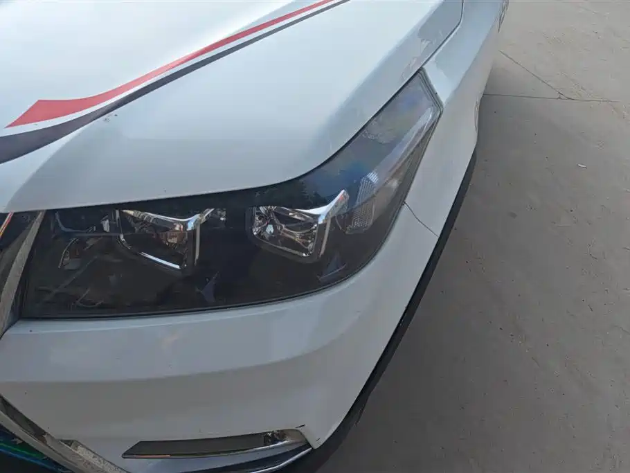 BAIC S3 2016 S3L 1.5L MT Luxury