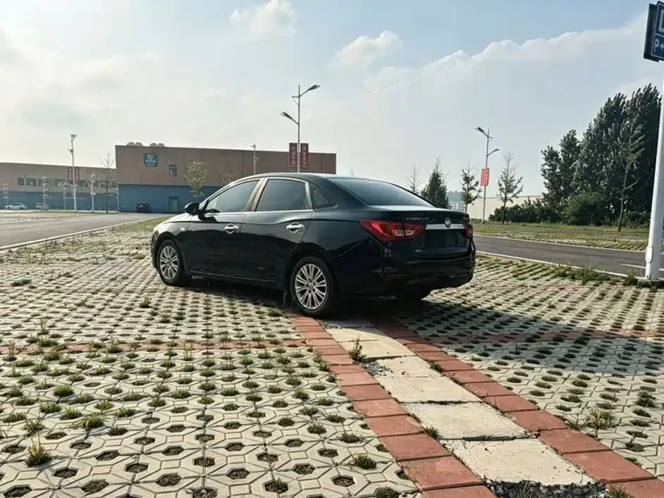 Buick Excelle — миниатюра 5