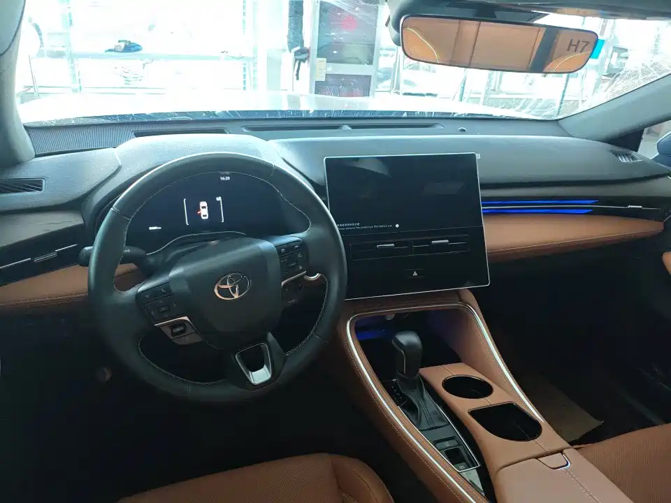 Toyota Avalon 2024 2.5L XLE Luxury