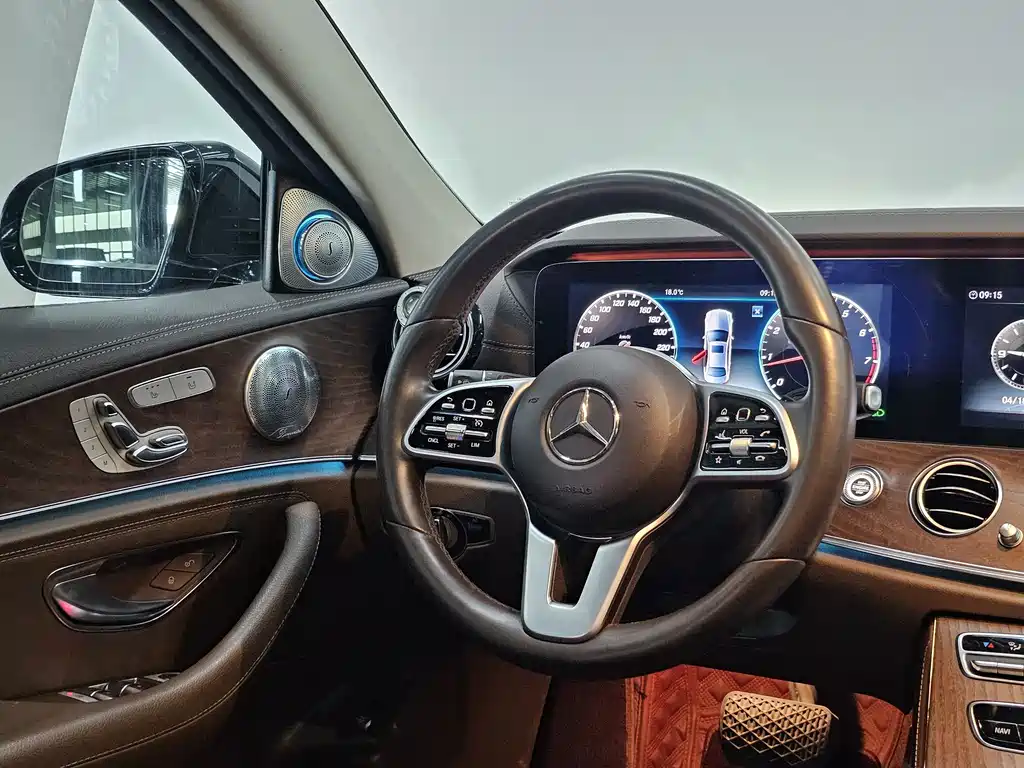 Mercedes-Benz E-Class E 2019 E 300 L Fashion