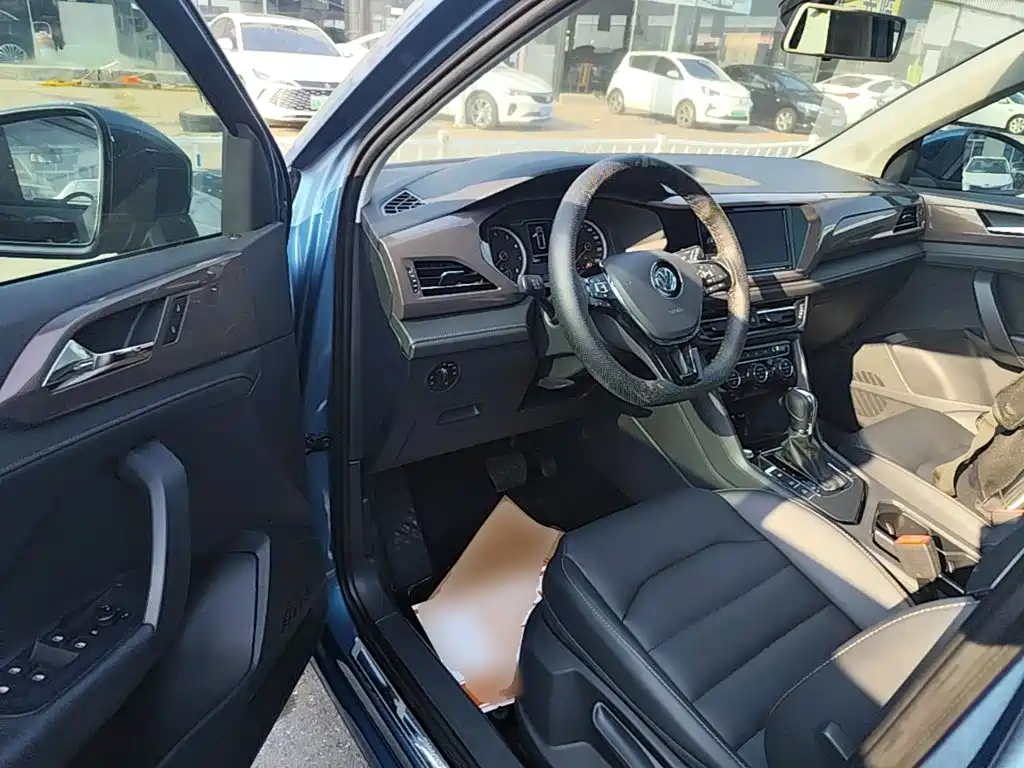 Volkswagen Tharu — миниатюра 16