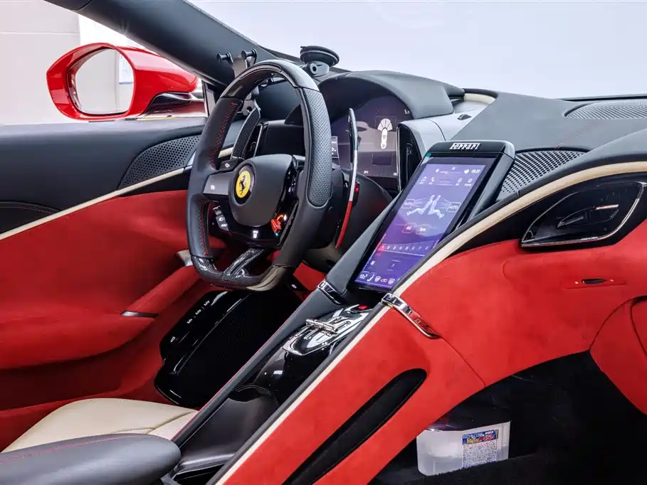 Ferrari Roma 3.9T V8, фото 9