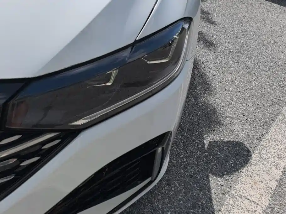 Volkswagen Lavida — миниатюра 5
