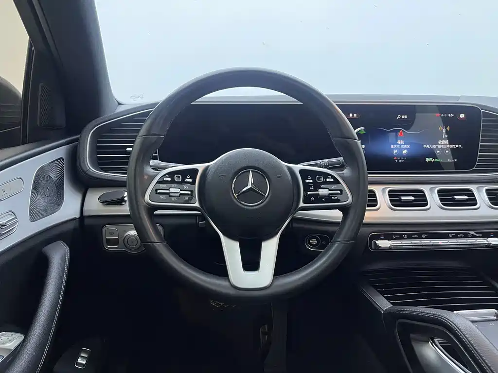 Mercedes-Benz GLE Coupe — миниатюра 11