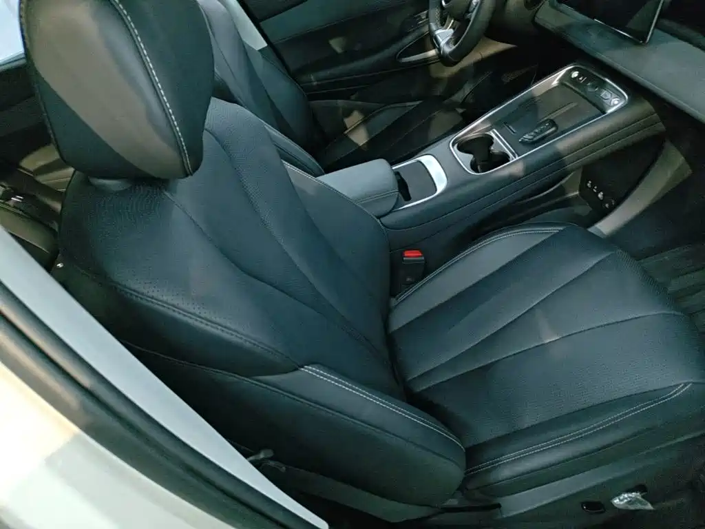 BYD Sealion 05 EV — миниатюра 25