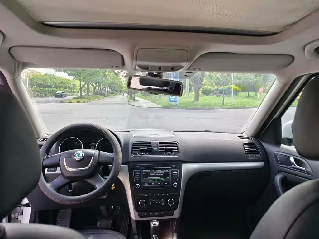 Skoda Yeti — миниатюра 6