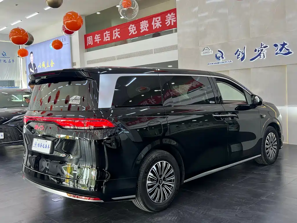 BYD Xia 2025 DM-i 1.5T 180km