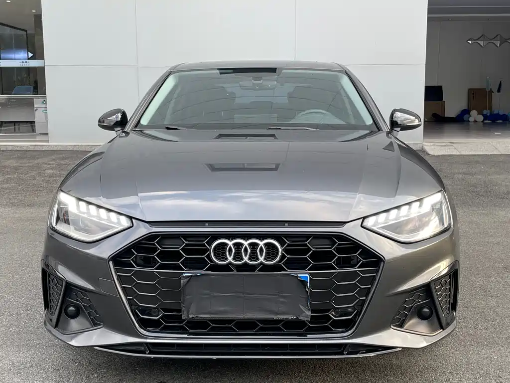 Audi A4L — миниатюра 2