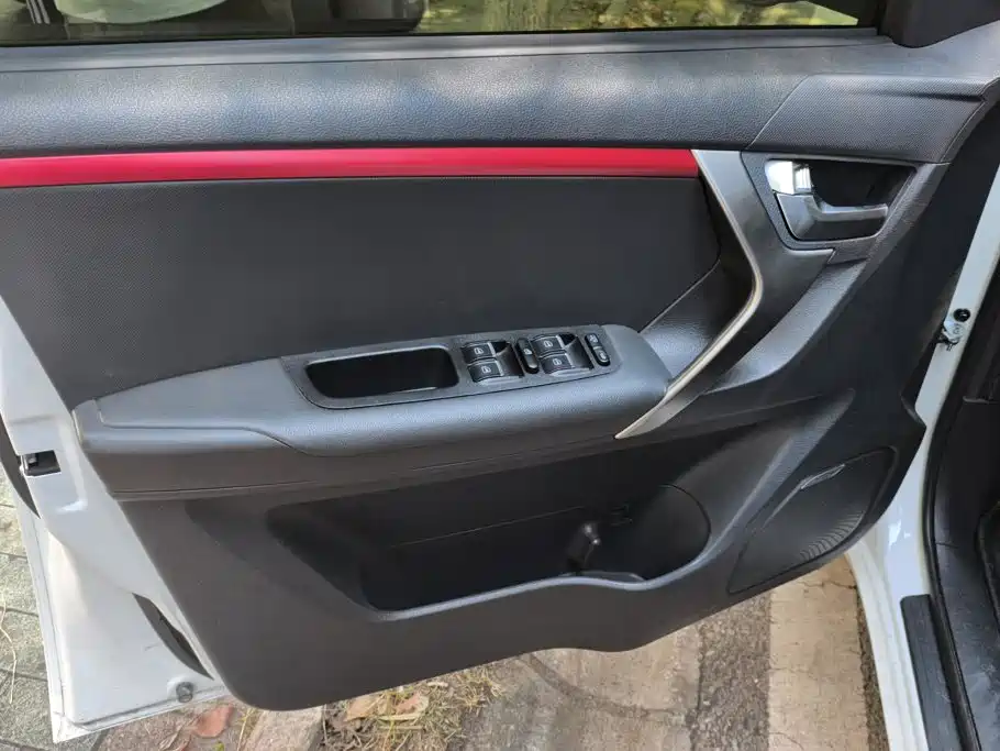 Chery Tiggo 3 — миниатюра 7