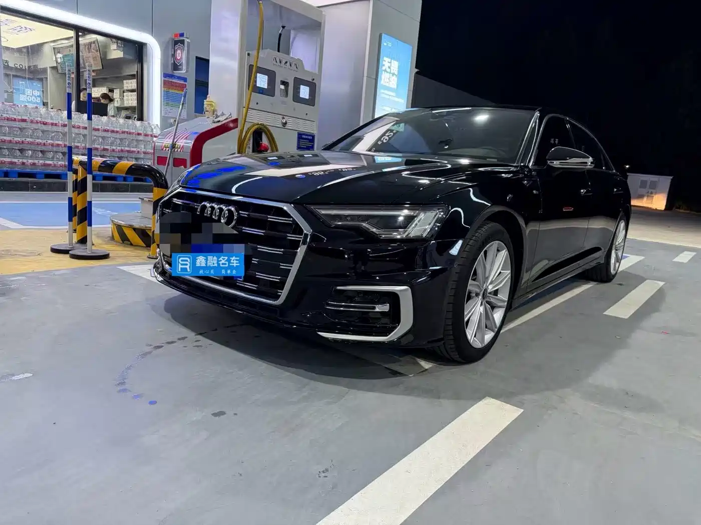 奥迪A6L 2024款 45 TFSI 臻选动感型 2025