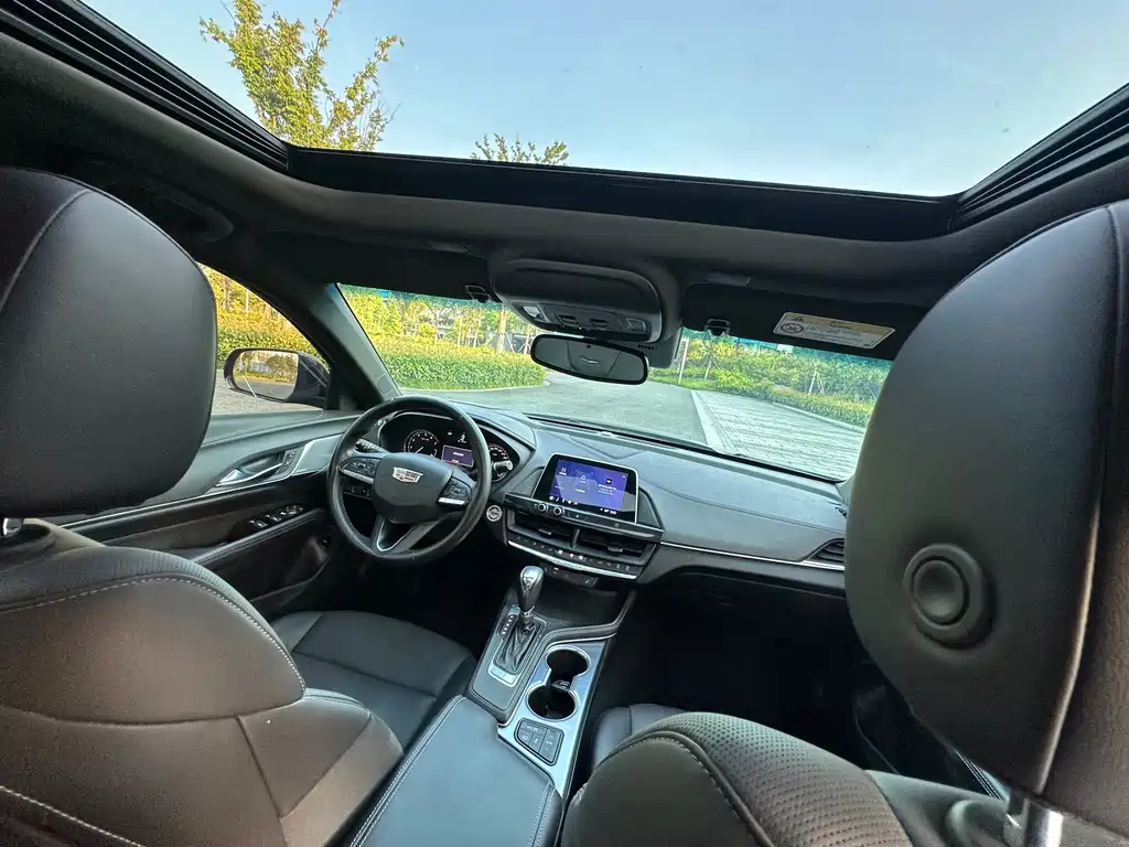 Cadillac CT4 — миниатюра 14