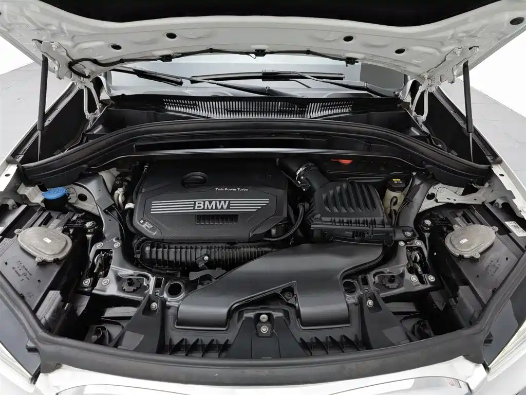 BMW X1 2021 sDrive25Li Lead