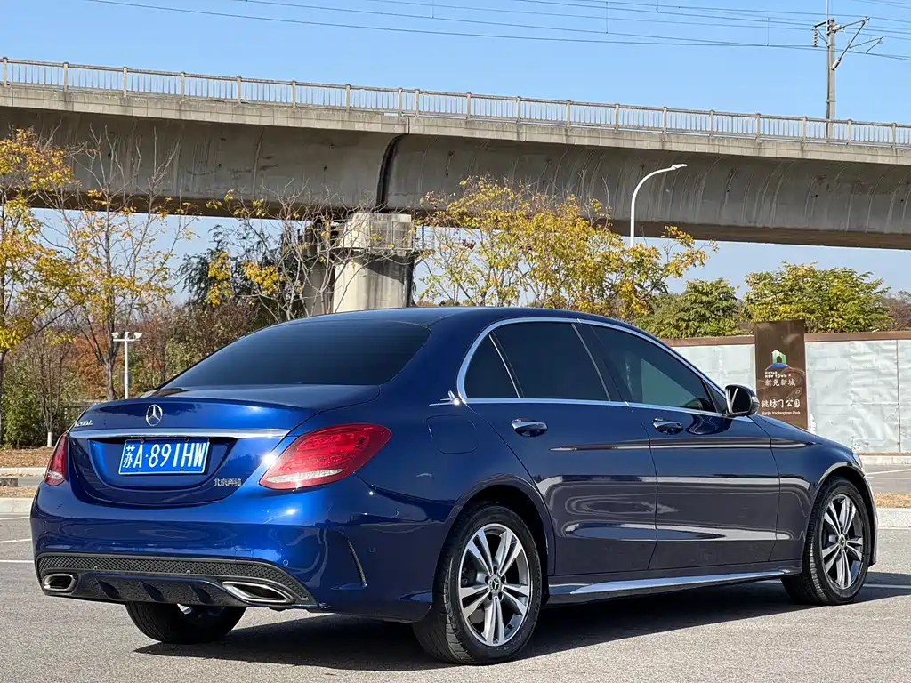 MERCEDES-BENZ C CLASS