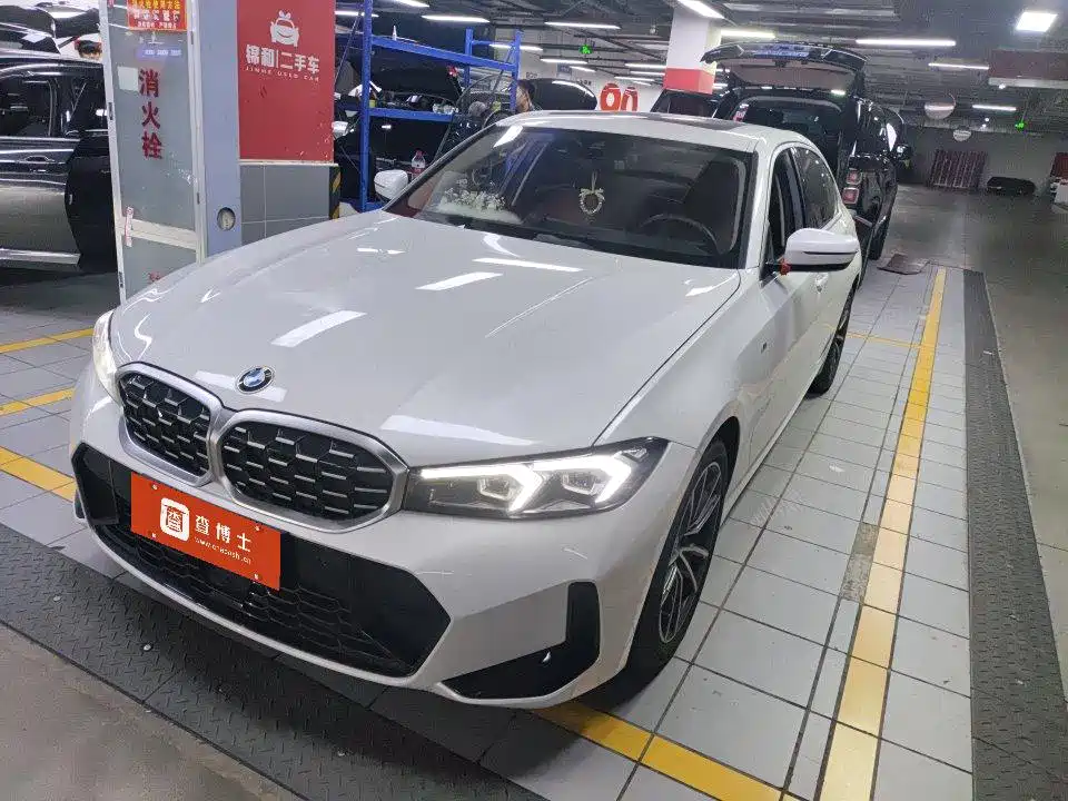 宝马3系 2026款 325Li M运动套装 2025
