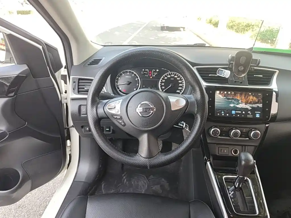 Nissan Sylphy — миниатюра 11