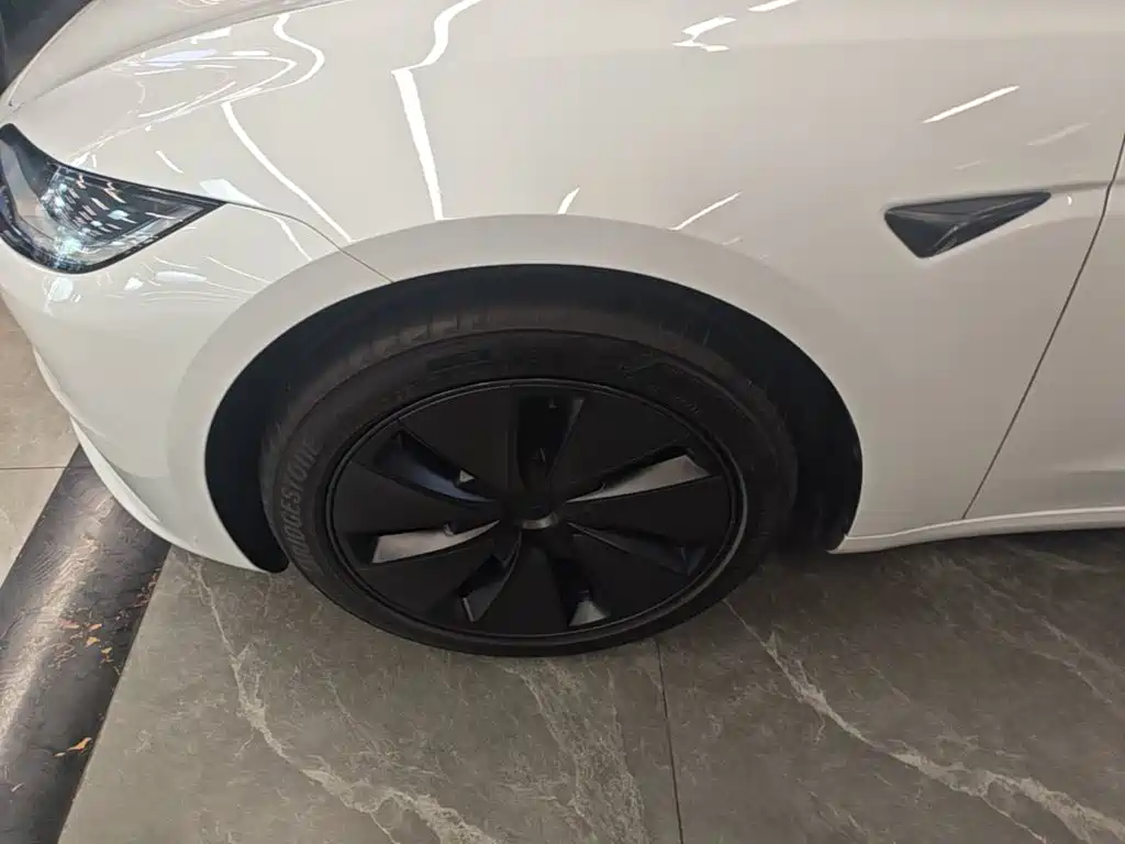 Tesla Model 3 — фотографии объявления, Фото 24