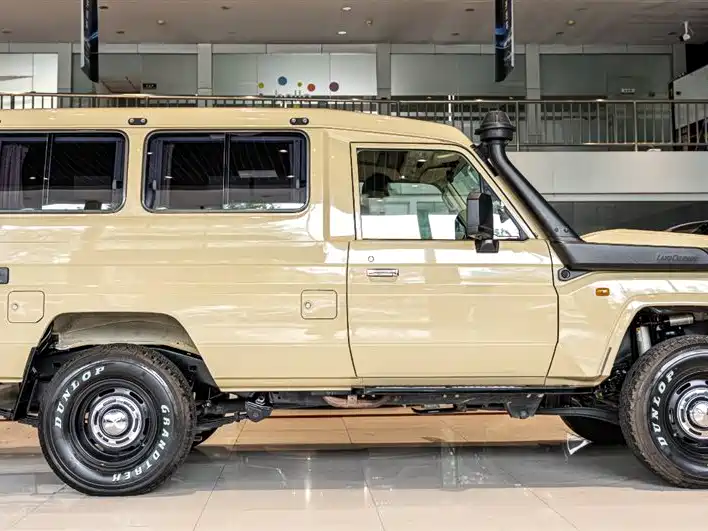 Toyota Land Cruiser LC78 2024 4.0L