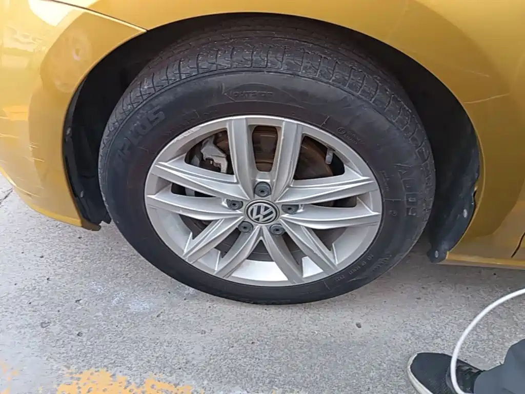 Volkswagen Golf — миниатюра 23