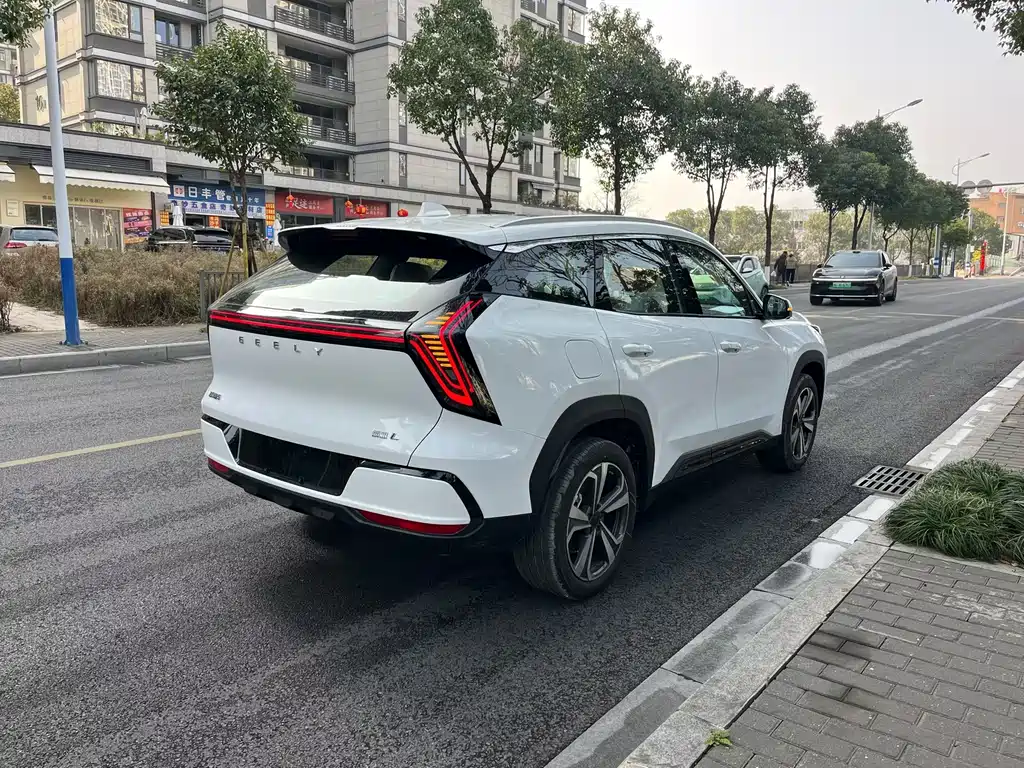 GEELY AUTOMOBILE BOYUE L