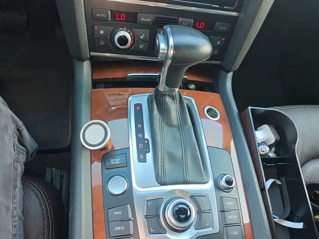 Audi Q7 — миниатюра 14
