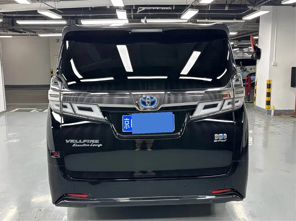Toyota Vellfire — миниатюра 5