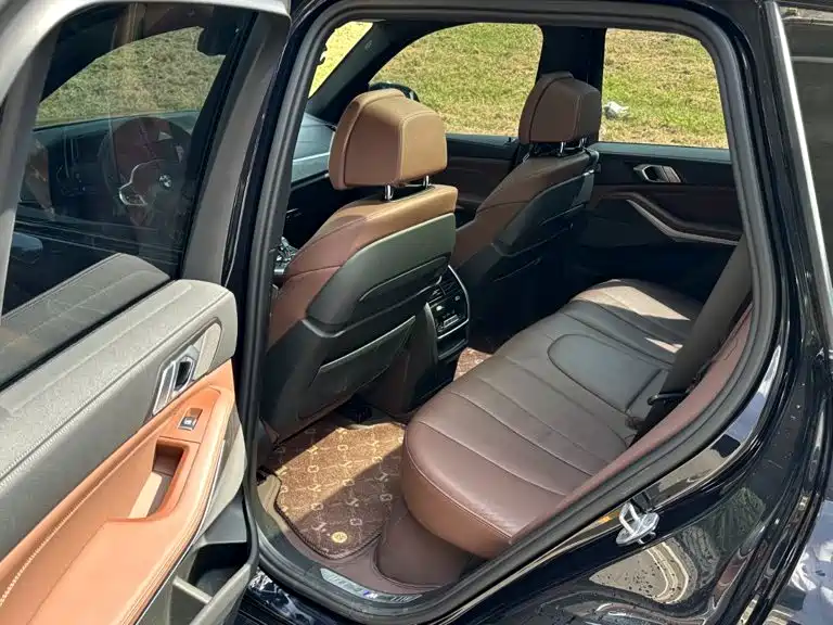 BMW X5 (Import) — миниатюра 14