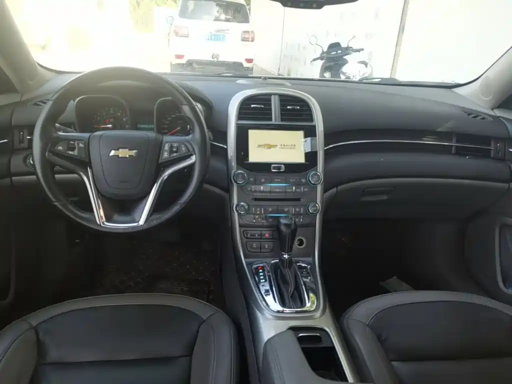 Chevrolet Malibu — миниатюра 10