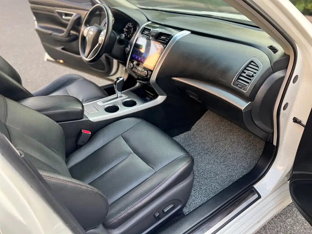 Nissan Teana — миниатюра 10