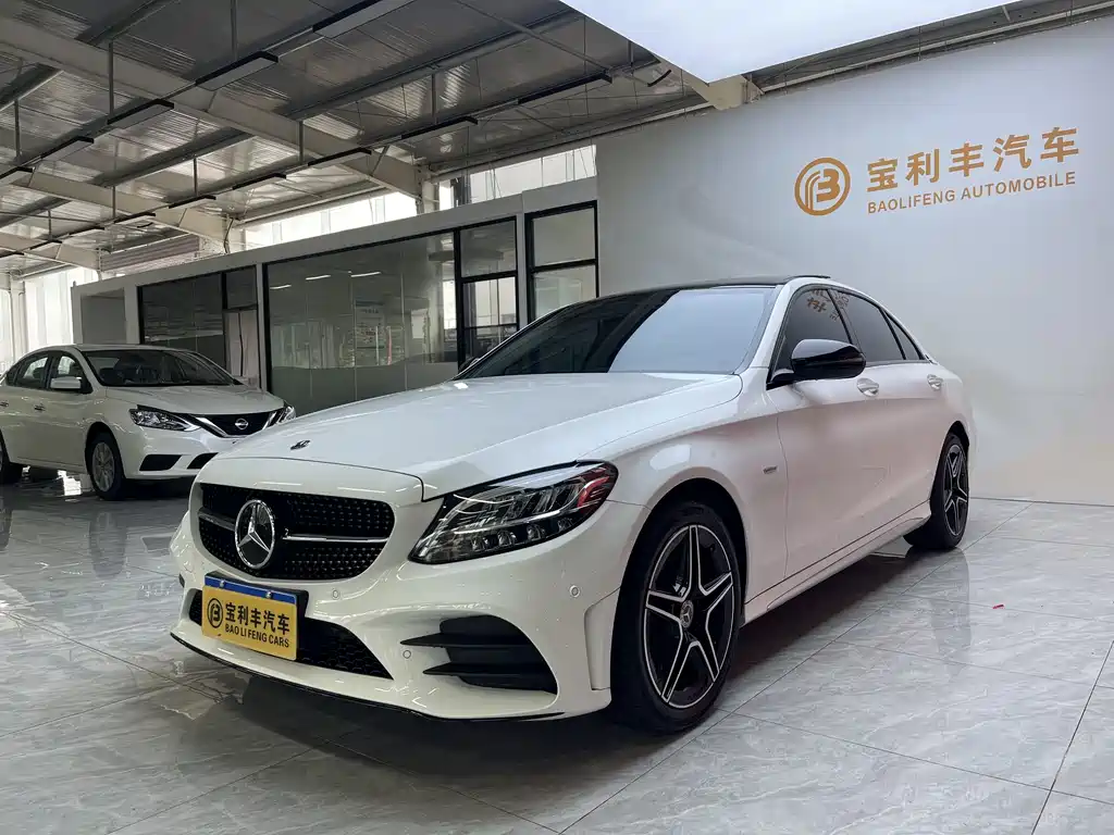 Mercedes-Benz C-Class 2021