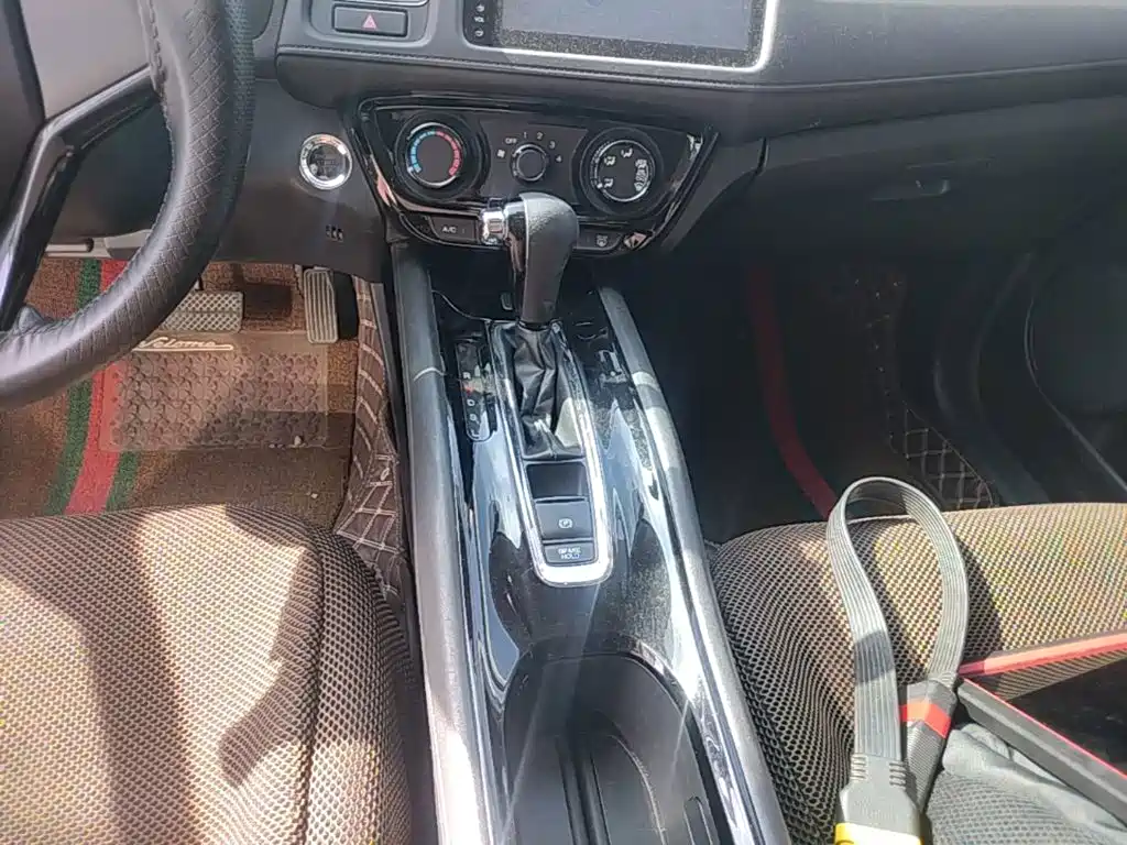 Honda Vezel — миниатюра 14