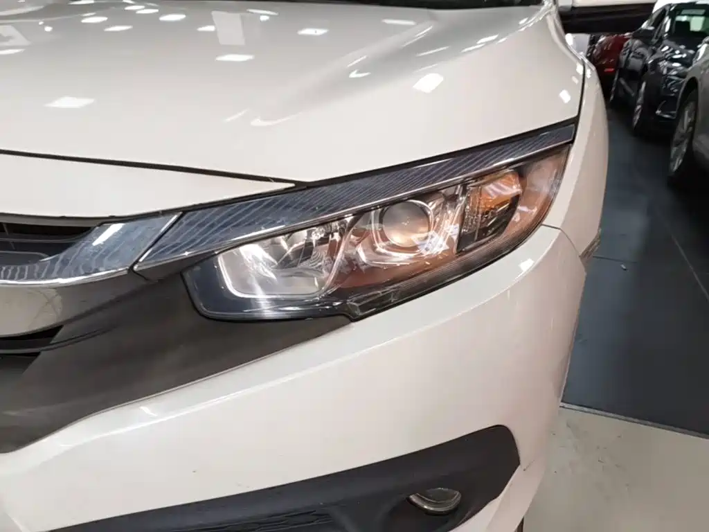 Honda Civic — миниатюра 24