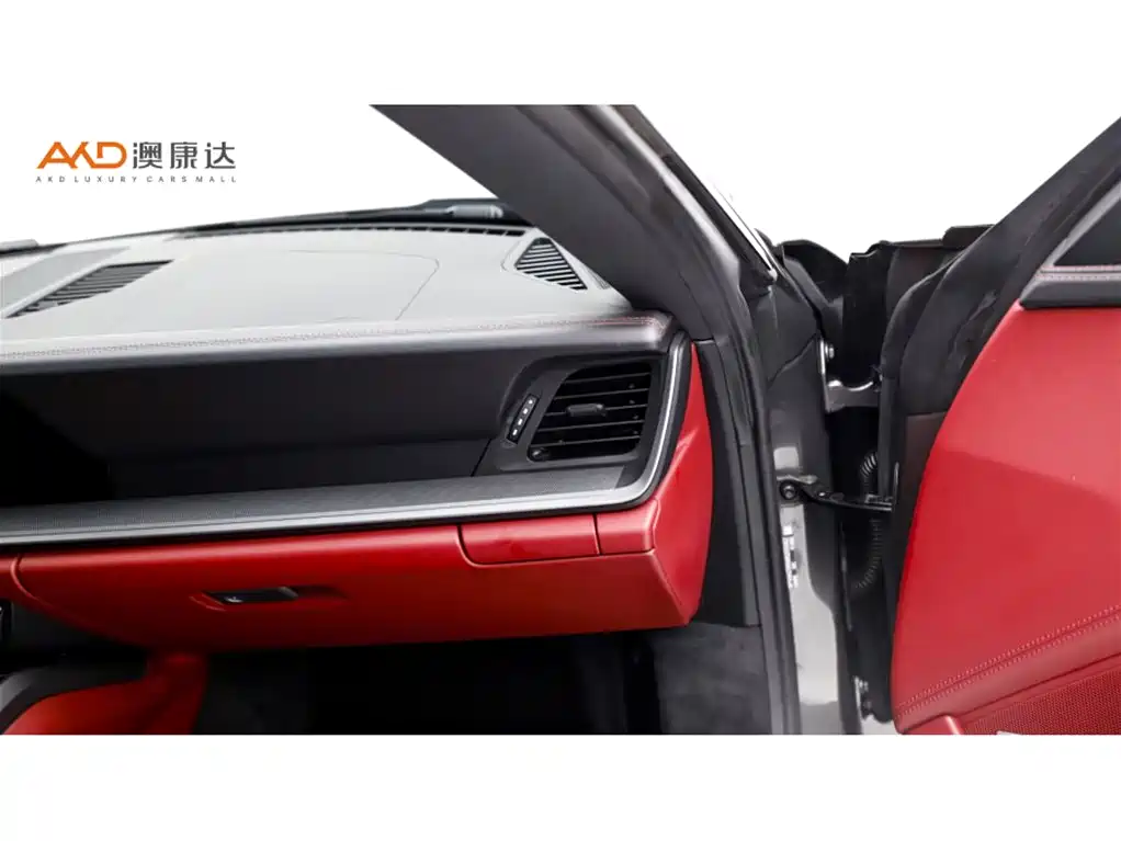 Porsche 911 2020 Carrera 3.0T