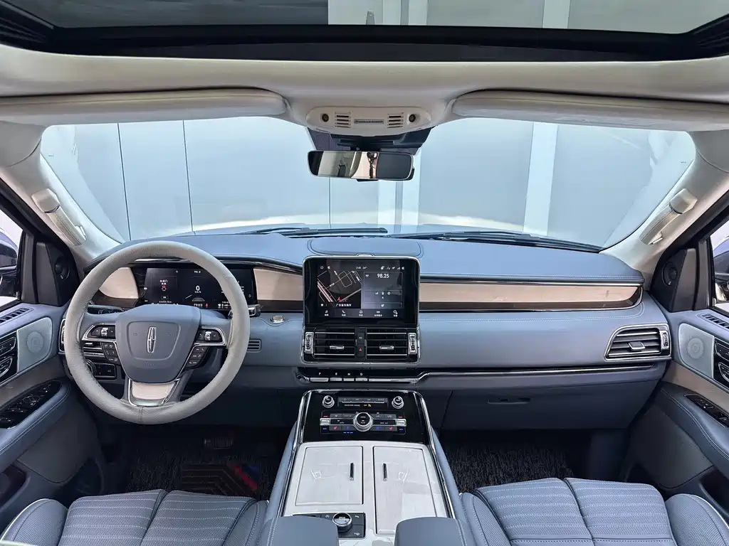 Lincoln Navigator 3.5T Presidential Series, фото 5