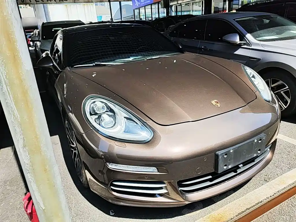 Porsche Panamera 2014 Panamera 4 3.0T