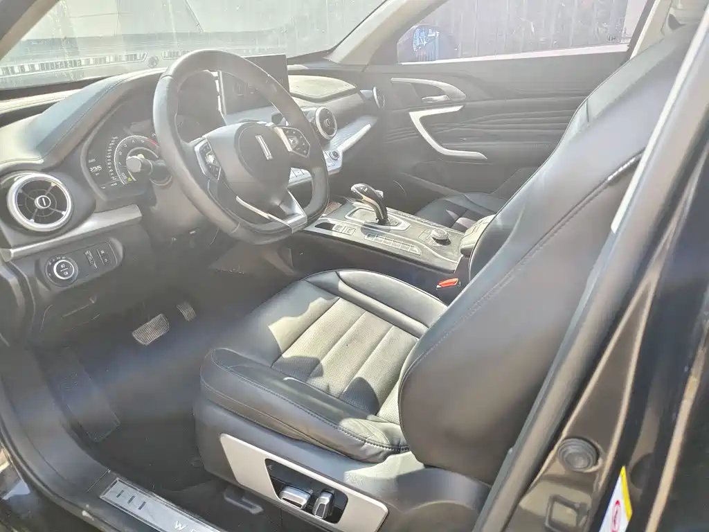 WEI PAI WEI BRAND VV7