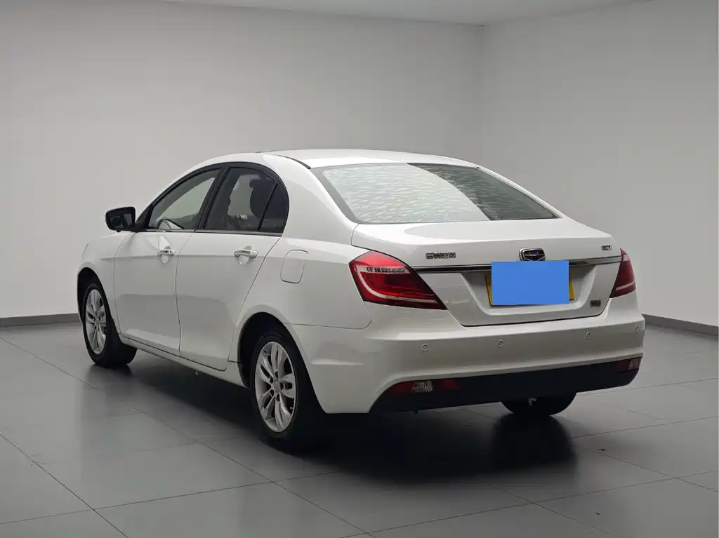 Geely Emgrand — миниатюра 6