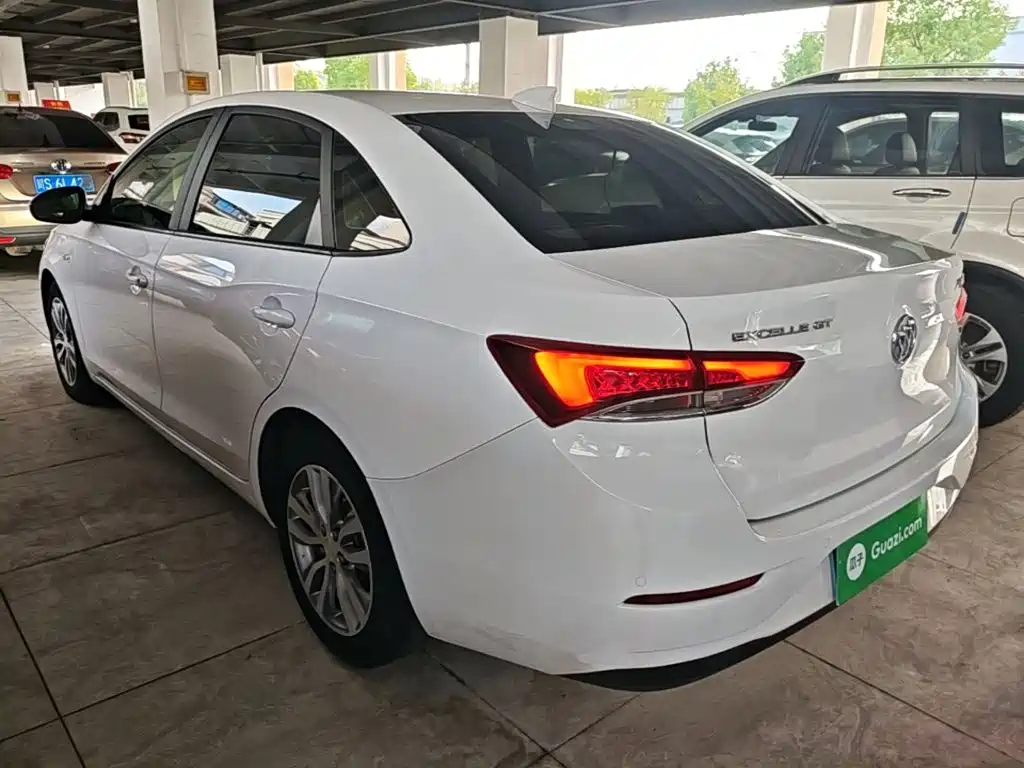 Buick Excelle — миниатюра 5