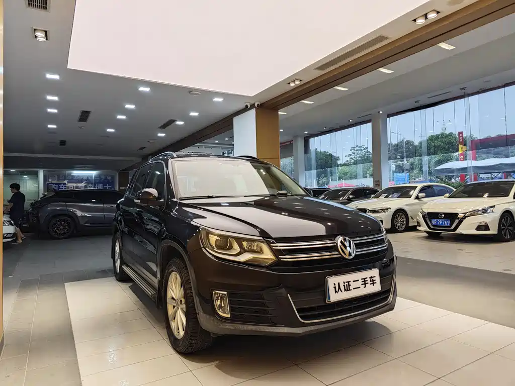 Volkswagen Tiguan 2015 1.8TSI AT Comfort