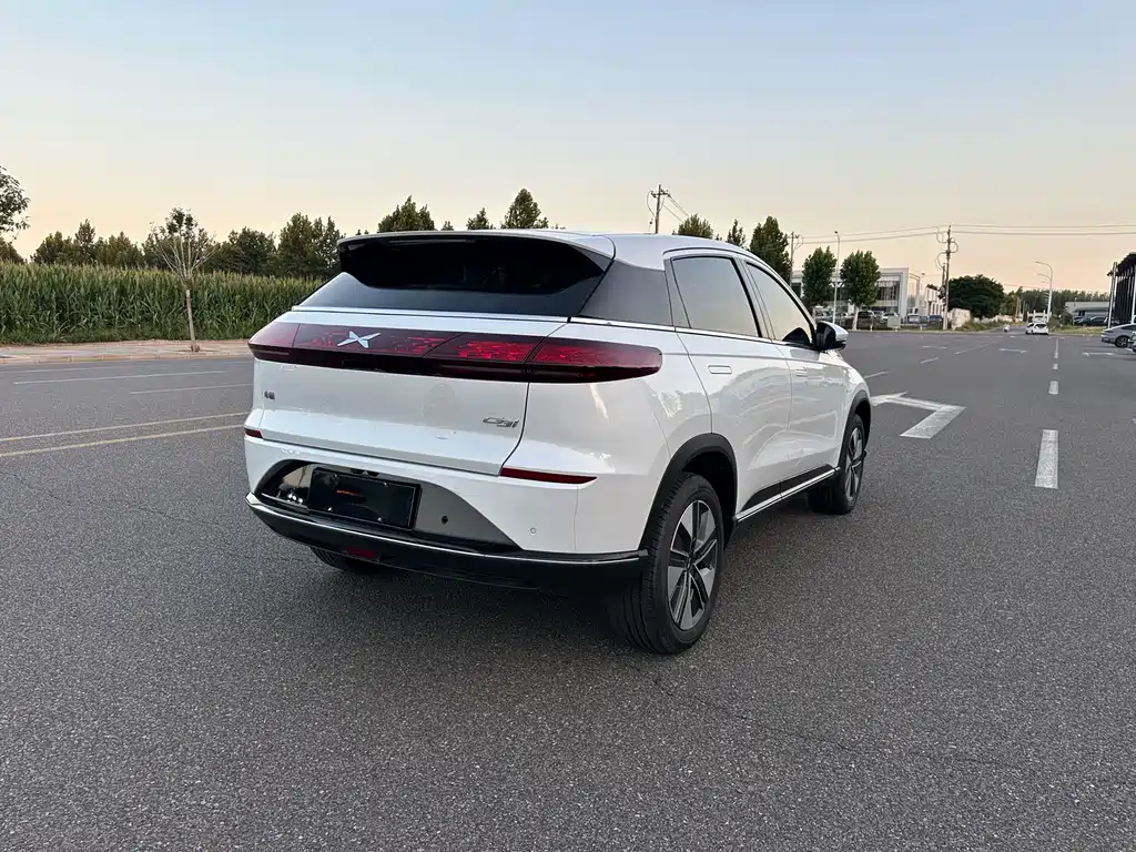 XPeng G3 — миниатюра 6