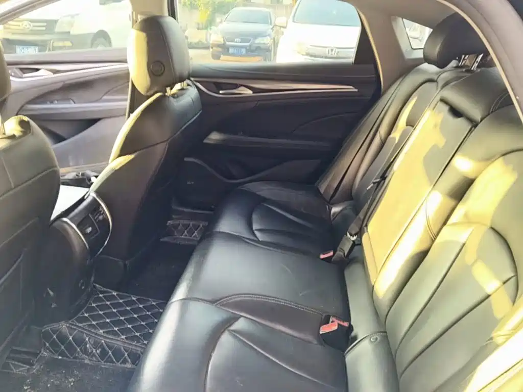 Buick LaCrosse — миниатюра 22