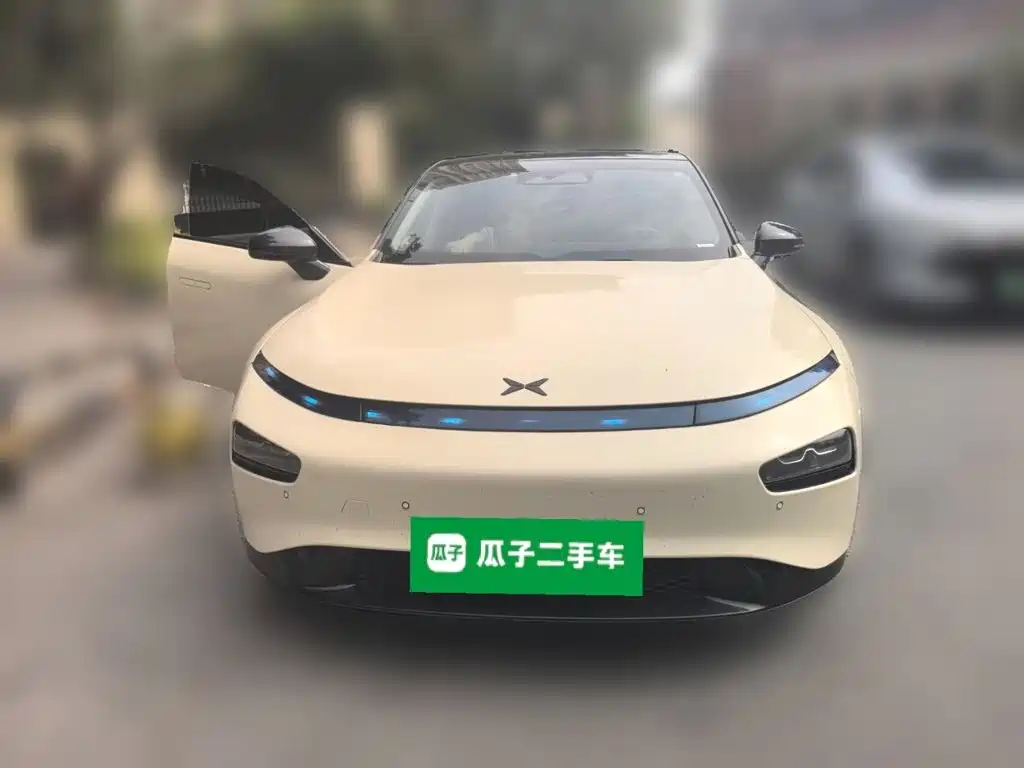 XPeng P7 — миниатюра 2