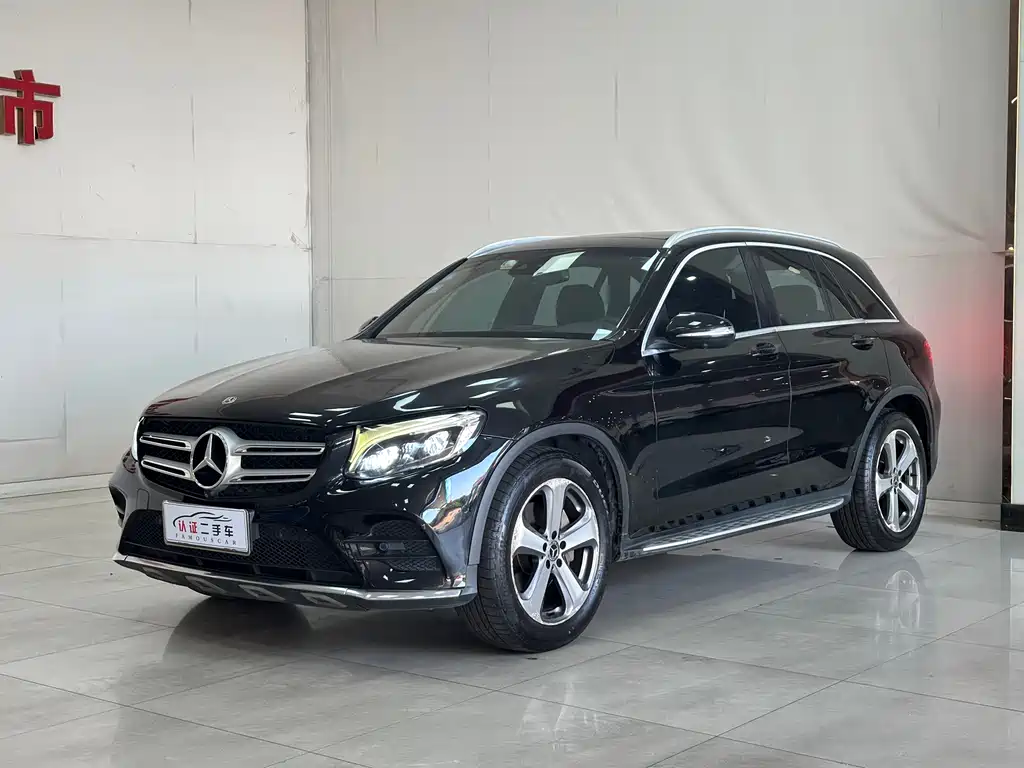 MERCEDES-BENZ GLC