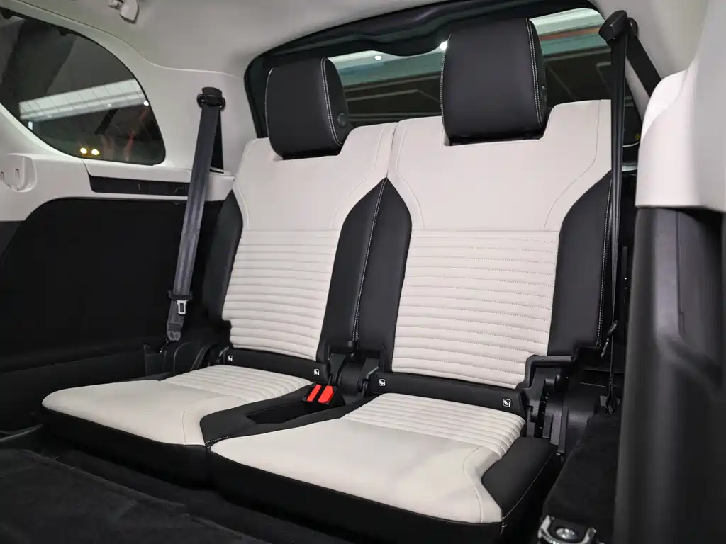 Land Rover Discovery - фото 11
