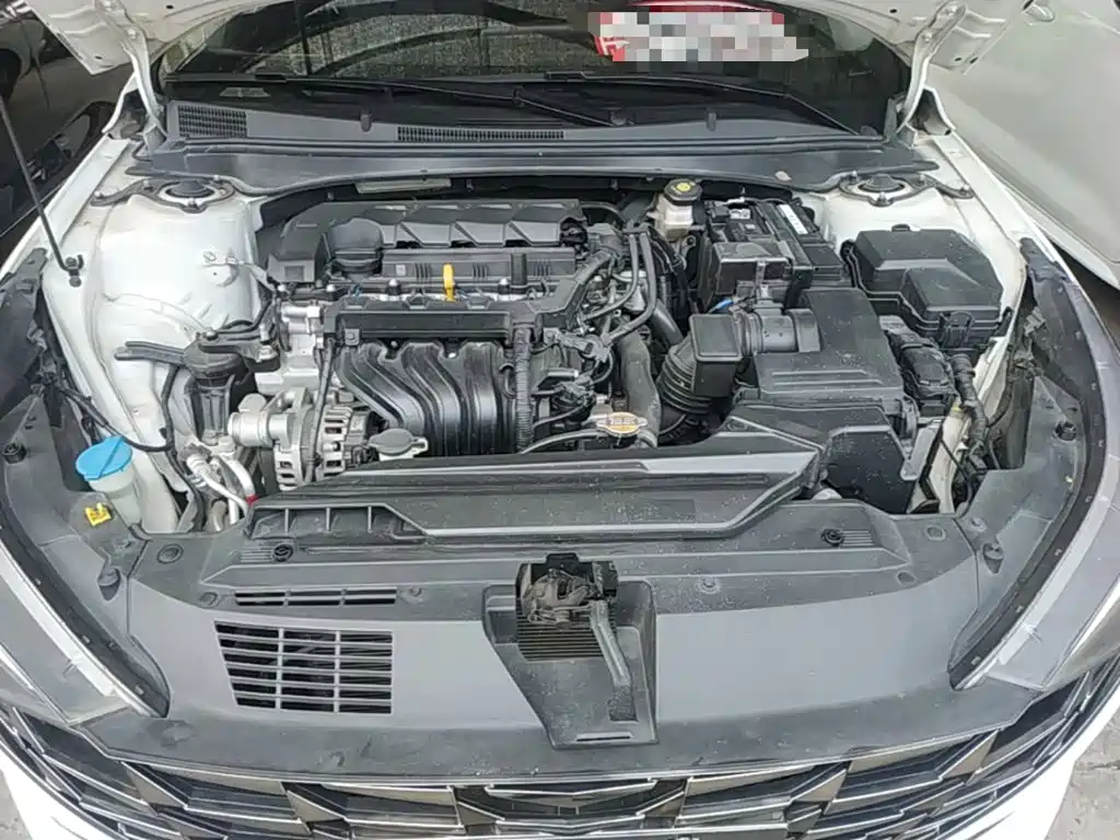 Hyundai Elantra — миниатюра 20