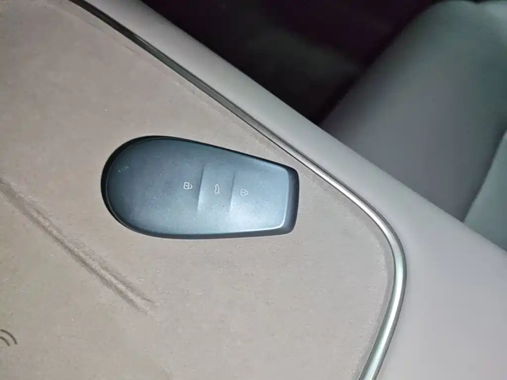 Nissan N7 — миниатюра 9