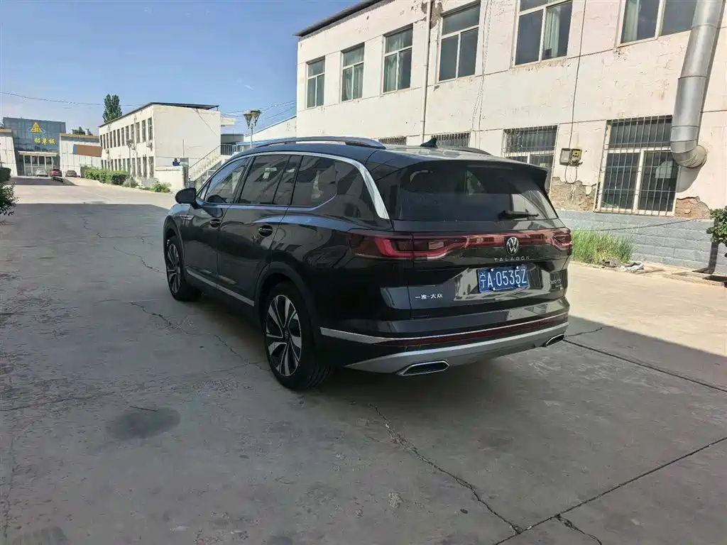 Volkswagen Viloran 2021 380TSI Flagship