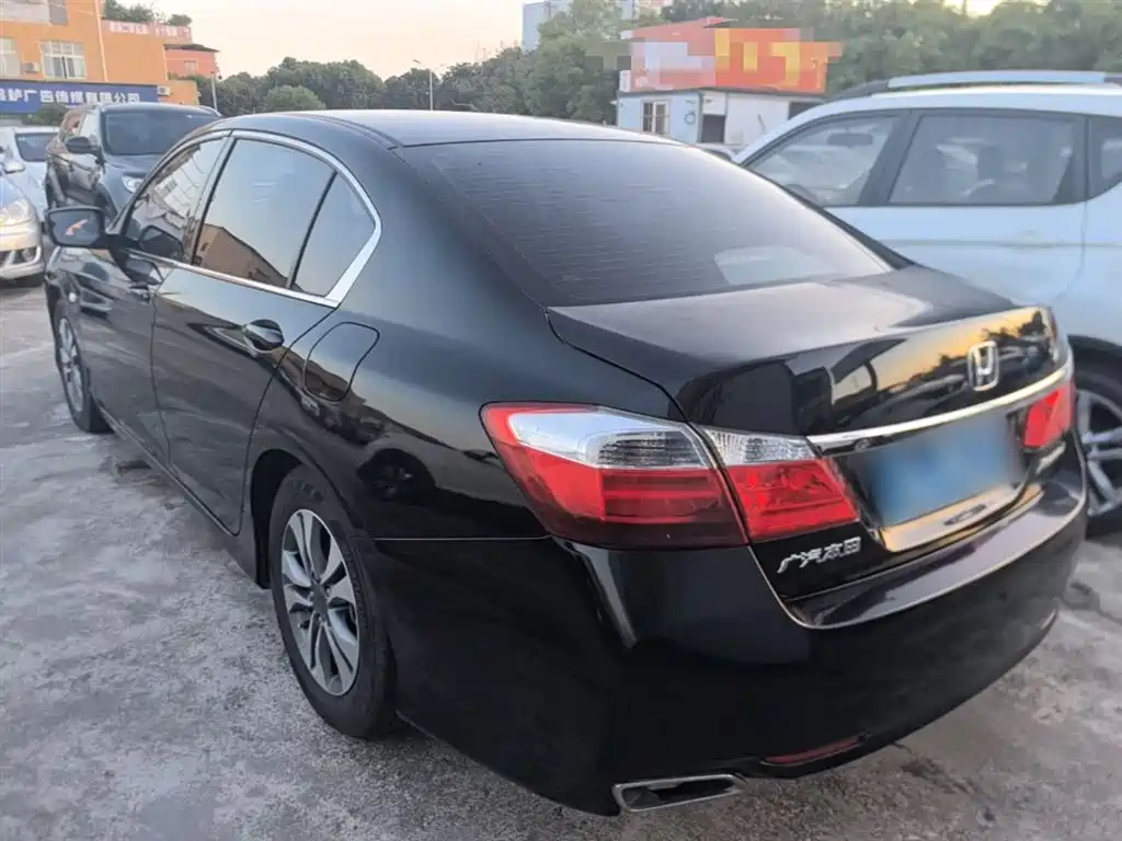 Honda Accord 2015 2.0L LXS Elite